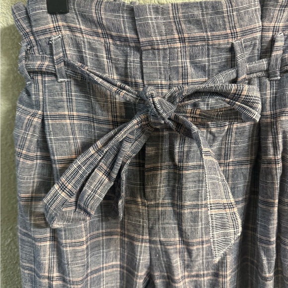 American Eagle Outfitters Women's Gray Checkered Trousers - Picture 3 of 5